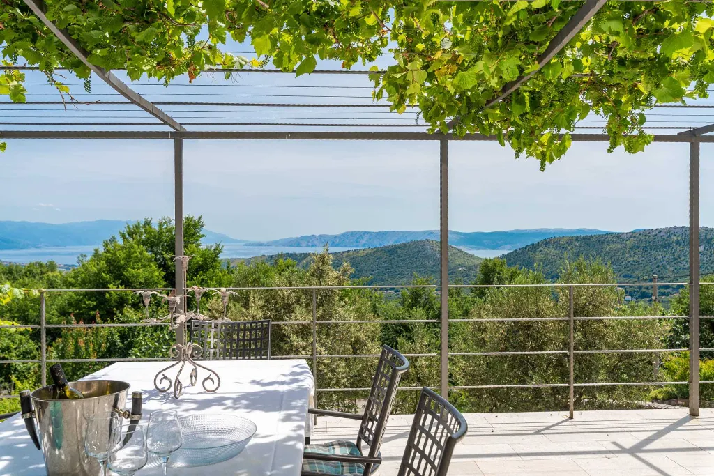 Stone-Style Villa with Sea View in Bribir