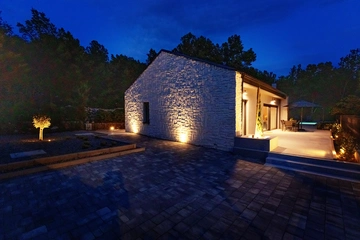 Villa in Grizane-Belgrad for 7 Guests