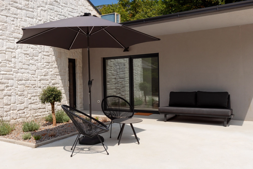 Villa in Grizane-Belgrad for 7 Guests