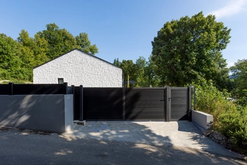 Villa in Grizane-Belgrad for 7 Guests