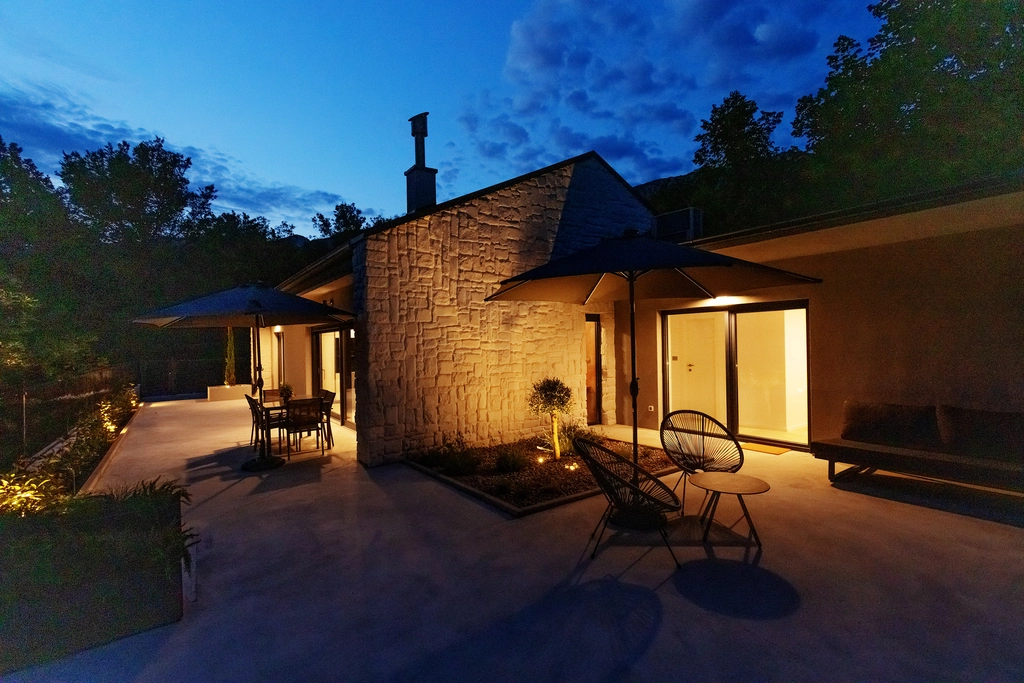 Villa in Grizane-Belgrad for 7 Guests