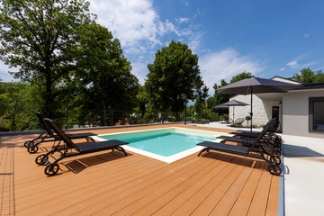 Villa in Grizane-Belgrad for 7 Guests