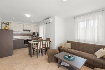 Cozy 1-Bedroom Apartment in Bribir with Terrace