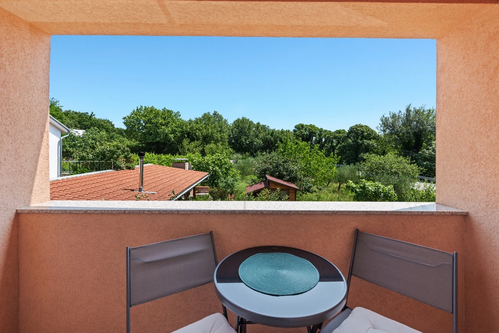 Cozy 1-Bedroom Apartment in Bribir with Terrace