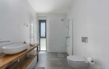 Bužinija 4-Bedroom Villa for 8 Guests