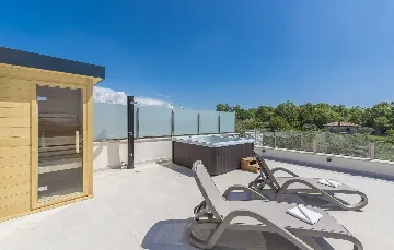 Bužinija 4-Bedroom Villa for 8 Guests