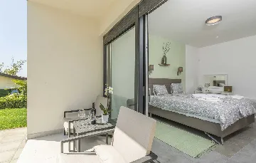 Bužinija 4-Bedroom Villa for 8 Guests