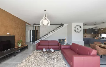 Bužinija 4-Bedroom Villa for 8 Guests