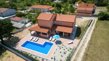 3-Bedroom Villa with Private Pool in Tribalj