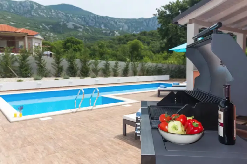 3-Bedroom Villa with Private Pool in Tribalj
