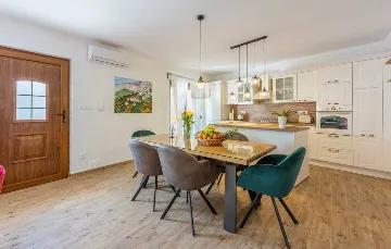 Grižane-Belgrad Villa with Private Pool & Sauna