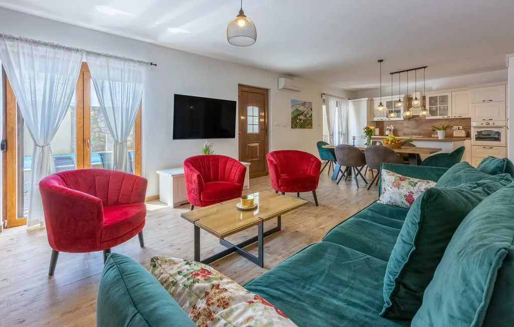 Grižane-Belgrad Villa with Private Pool & Sauna