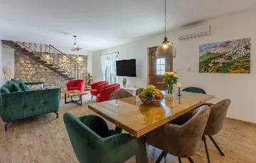 Grižane-Belgrad Villa with Private Pool & Sauna