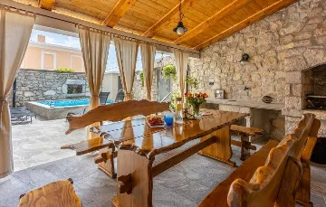 Grižane-Belgrad Villa with Private Pool & Sauna