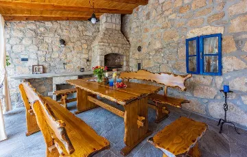 Grižane-Belgrad Villa with Private Pool & Sauna