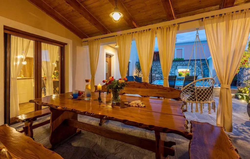 Grižane-Belgrad Villa with Private Pool & Sauna