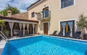 Grižane-Belgrad Villa with Private Pool & Sauna