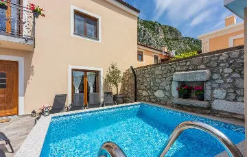 Grižane-Belgrad Villa with Private Pool & Sauna