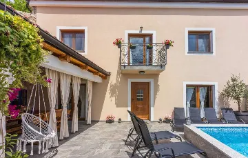 Grižane-Belgrad Villa with Private Pool & Sauna
