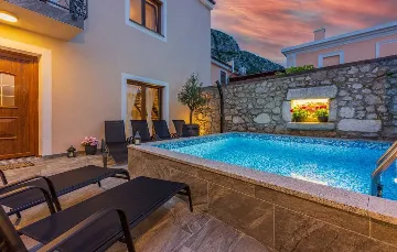 Grižane-Belgrad Villa with Private Pool & Sauna