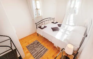 2-Bedroom Villa in Grižane-Belgrad (Up to 5)