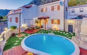 2-Bedroom Villa in Grižane-Belgrad (Up to 5)