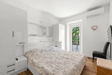 Novi Vinodolski Villa with Private Pool