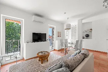 Novi Vinodolski Villa with Private Pool