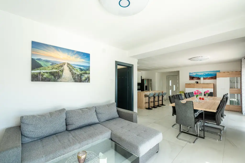 Bribir Villa for Groups with Outdoor Dining