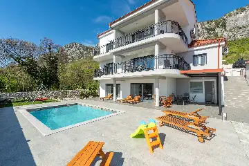 Bribir Villa for Groups with Outdoor Dining