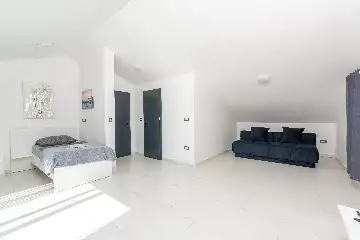 Bribir Villa for Groups with Outdoor Dining