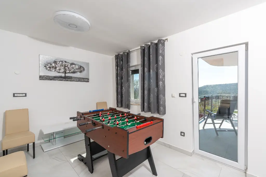 Bribir Villa for Groups with Outdoor Dining