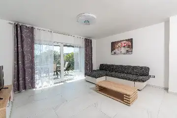 Bribir Villa for Groups with Outdoor Dining