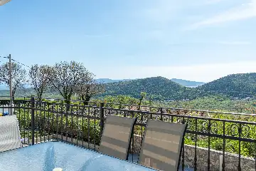 Bribir Villa for Groups with Outdoor Dining