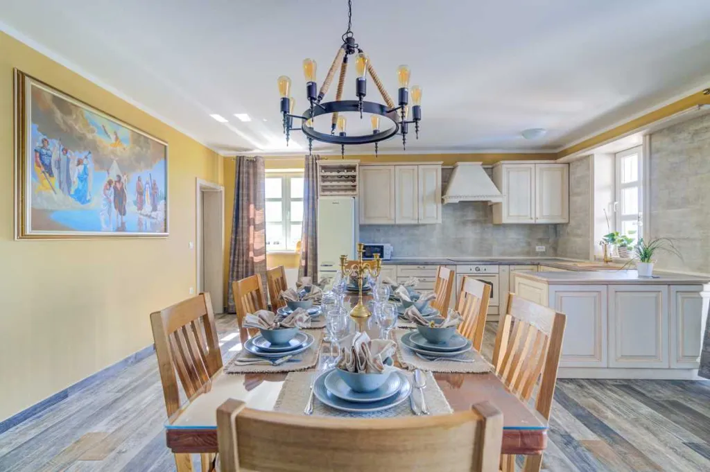 4-Bedroom Villa in Vrsi with Heated Pool