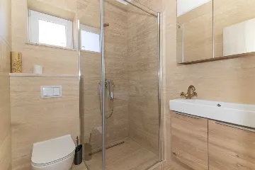 4-Bedroom Villa in Vrsi with Heated Pool