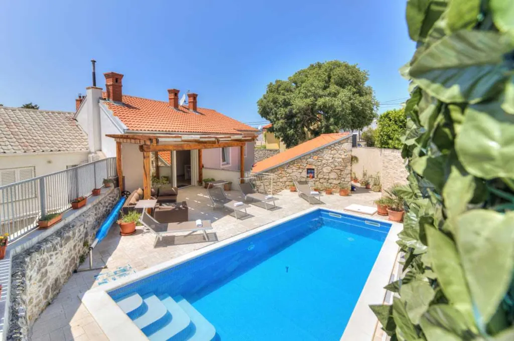 Semi-Detached Villa in Novi Vinodolski for 8 Guests