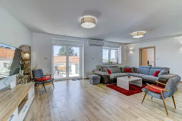 Semi-Detached Villa in Novi Vinodolski for 8 Guests