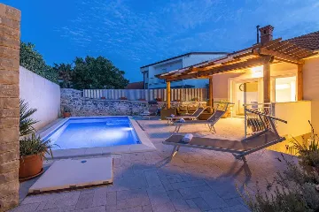 Semi-Detached Villa in Novi Vinodolski for 8 Guests