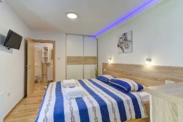 Semi-Detached Villa in Novi Vinodolski for 8 Guests