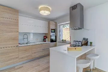 Semi-Detached Villa in Novi Vinodolski for 8 Guests