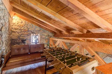 Semi-Detached Villa in Novi Vinodolski for 8 Guests