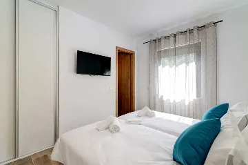 Matulji Sea-View Villa for Up to 13 Guests