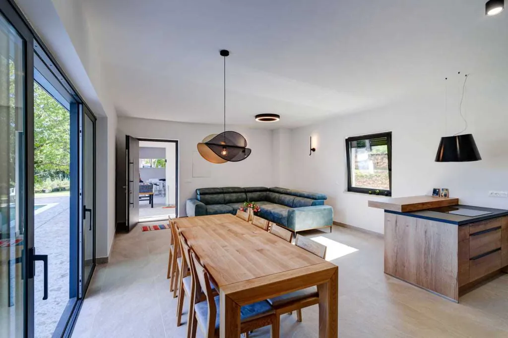 Matulji Sea-View Villa for Up to 13 Guests