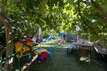 Matulji Sea-View Villa for Up to 13 Guests