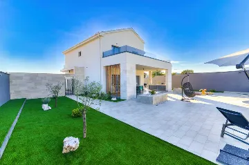 Modern Villa with Private Heated Pool in Novi Vinodolski