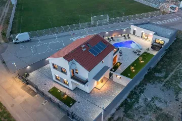 Modern Villa with Private Heated Pool in Novi Vinodolski