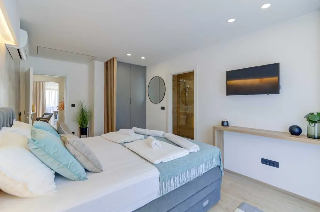 Modern Villa with Private Heated Pool in Novi Vinodolski