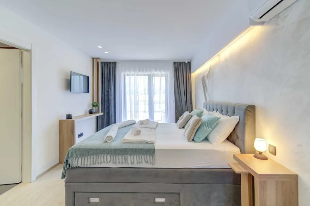 Modern Villa with Private Heated Pool in Novi Vinodolski