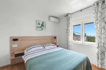 Villa with Sea Views in Ledenice for up to 9